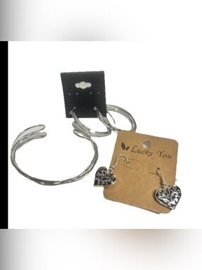 Bundle of Costume jewelry